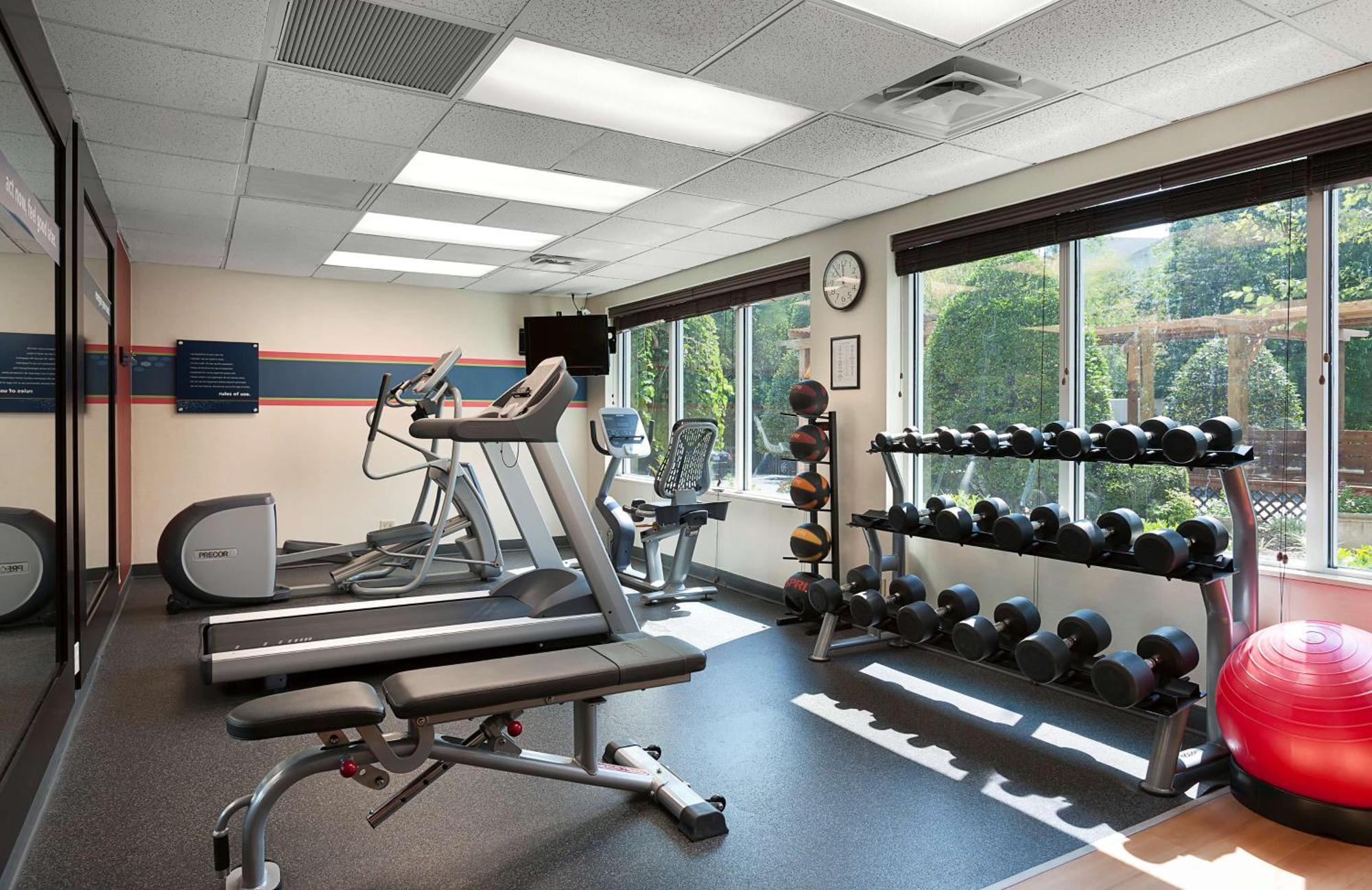 Hampton Inn & Suites Charlotte/Pineville Bagian luar foto