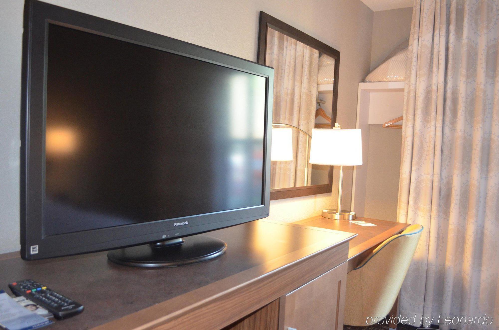 Hampton Inn & Suites Charlotte/Pineville Bagian luar foto